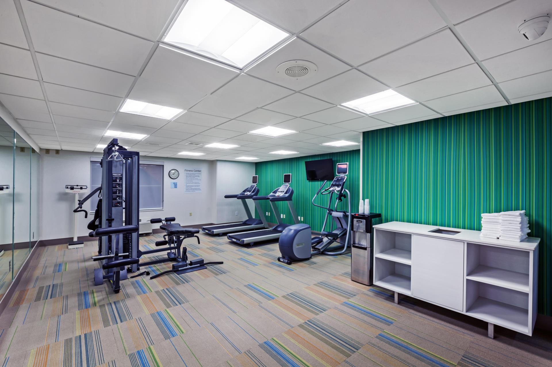 dfwmd-hiex-dallas-lewisville-tx-fitness-center-001-low res